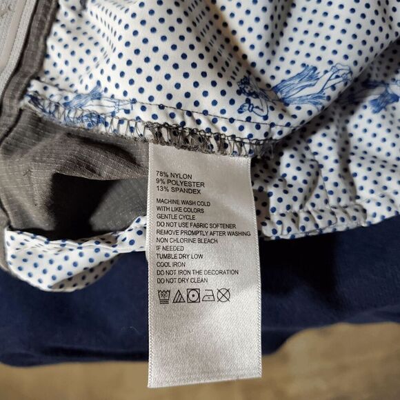 Tommy Bahama Shorts Mens 42 Gray Chino Casual Flat Front Regular Fit Logo Preppy - Picture 8 of 10